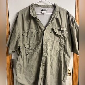 Men’s Columbia PFG Button-up